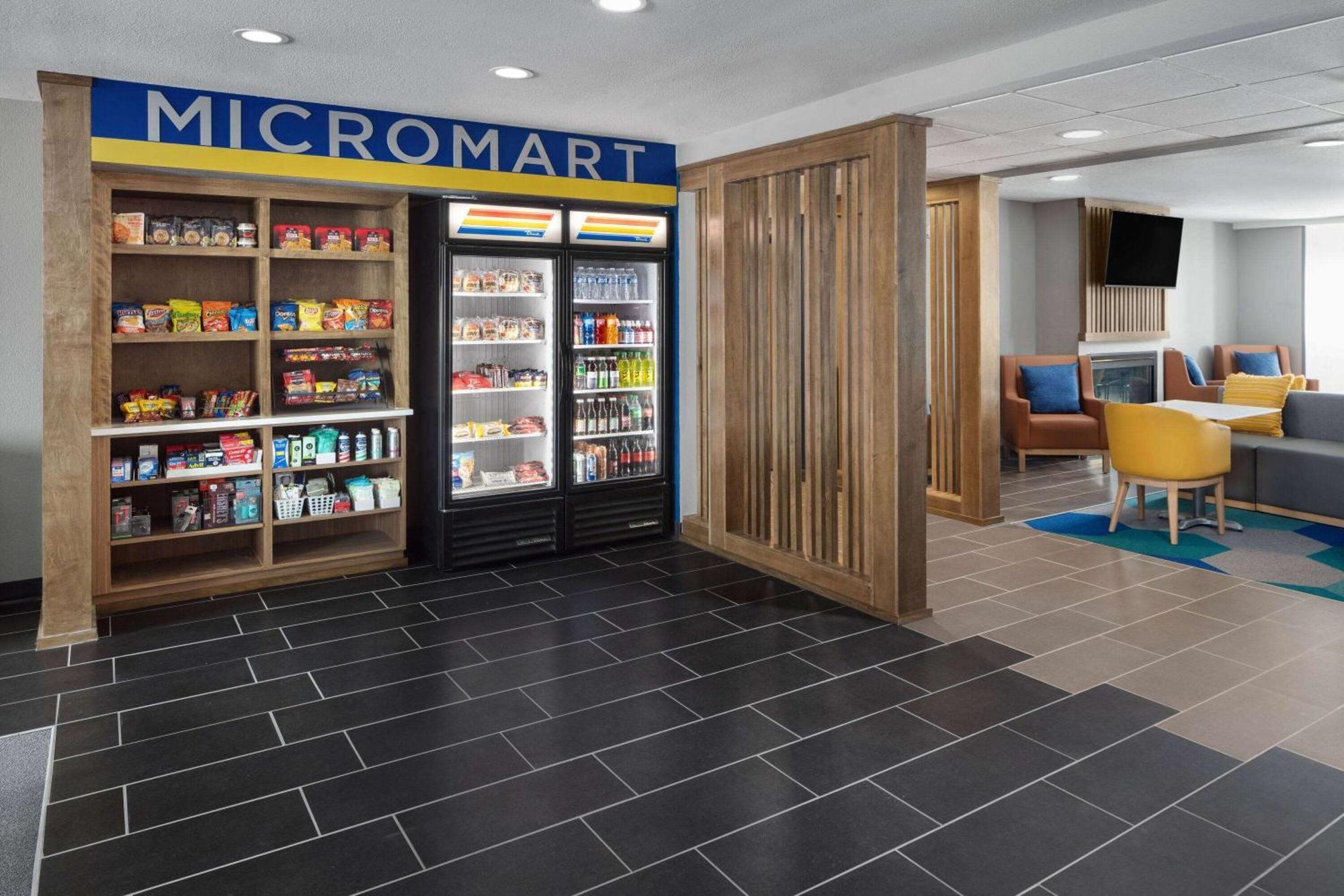 Microtel Inn & Suites By Wyndham רפיד סיטי מראה חיצוני תמונה