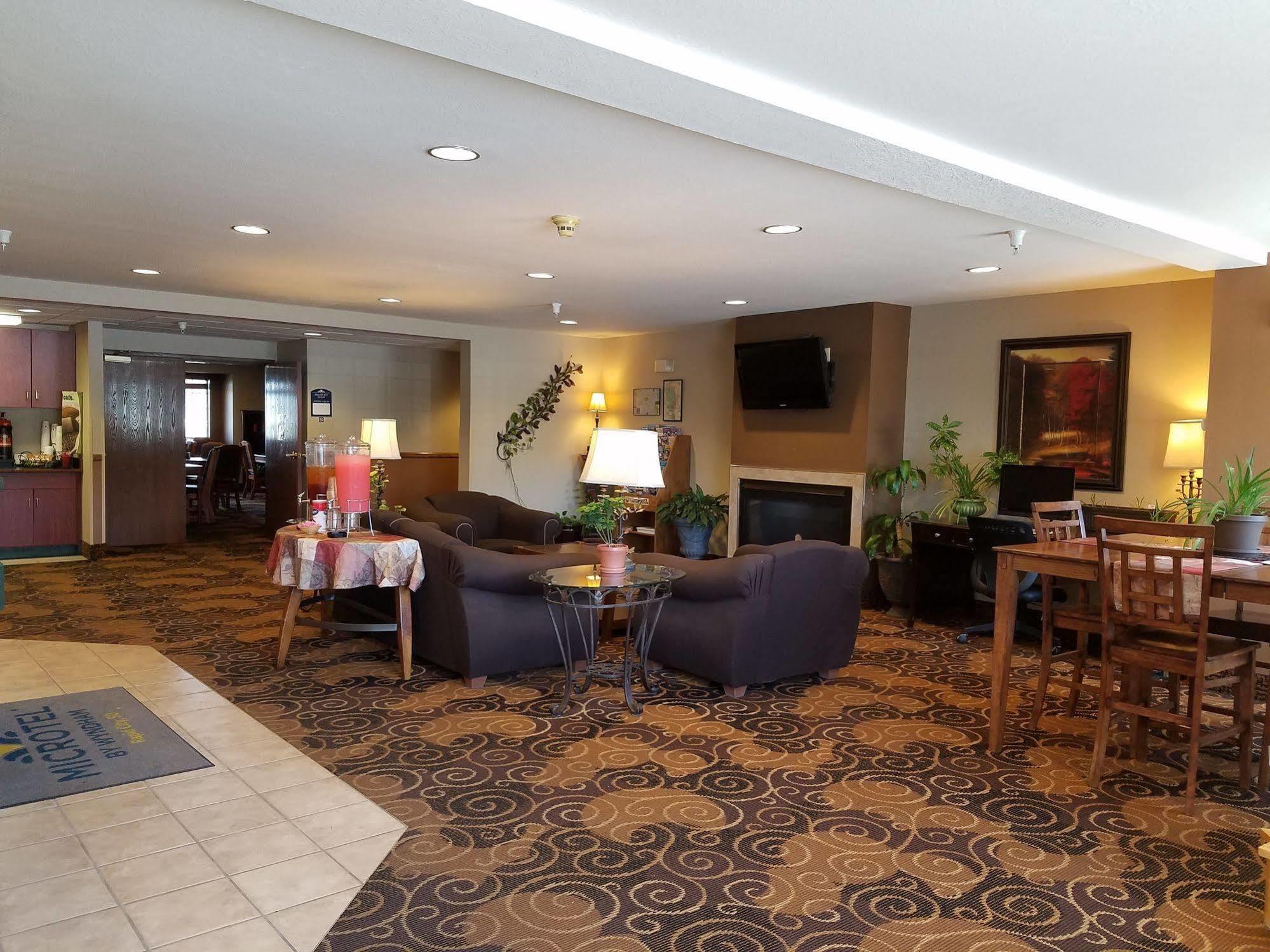 Microtel Inn & Suites By Wyndham רפיד סיטי מראה חיצוני תמונה